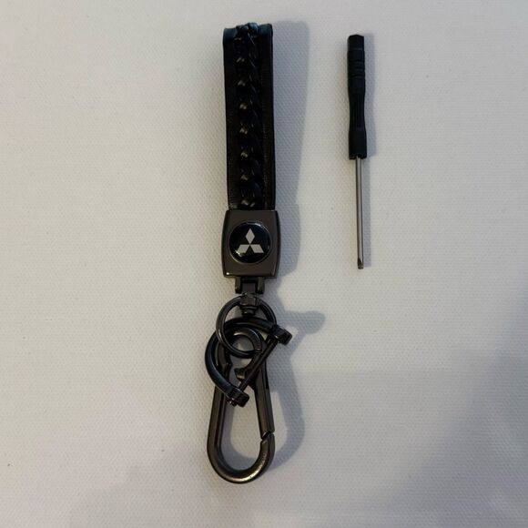 Mitsubishi Key Fob Keychain in Black Leather with Logo NWT - Picture 2 of 4